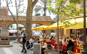 Patio De La Pietonne